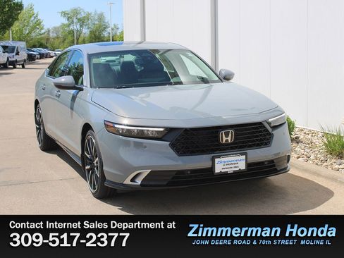 New 2026 Honda Accord Touring image 3