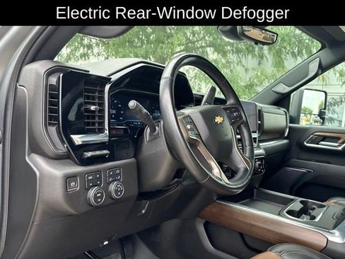 Certified 2024 Chevrolet Silverado 2500 High Country w/ Technology Package AWD/4WD image 11