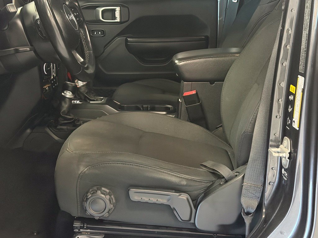 Used 2021 Jeep Gladiator Sport AWD/4WD image 12