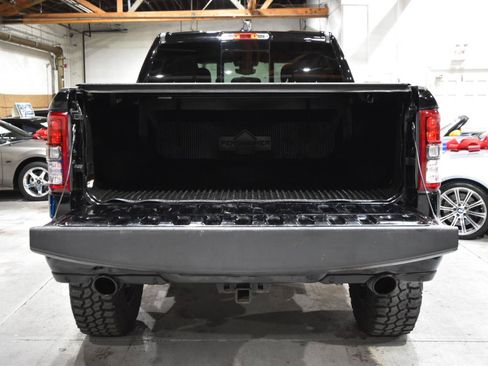 Used 2019 RAM 1500 Big Horn AWD/4WD image 39
