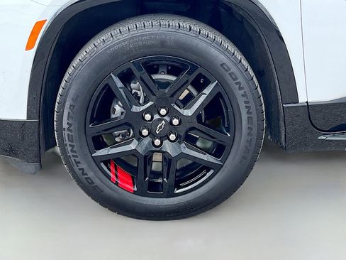 Used 2023 Chevrolet Traverse Premier w/ Redline Edition AWD/4WD image 34