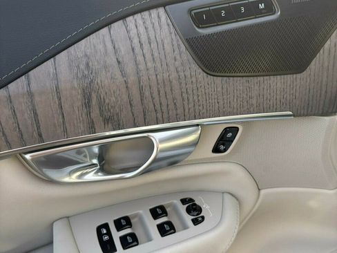 Used 2024 Volvo XC90 B6 Ultimate image 17