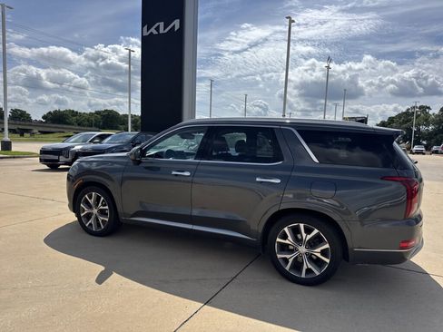 Used 2021 Hyundai Palisade Limited FWD image 25