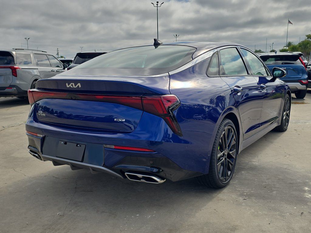 New 2027 Kia K5 GT FWD image 8