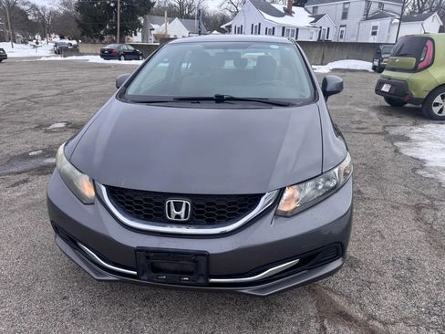 Used 2013 Honda Civic LX image 2
