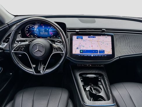 Used 2024 Mercedes-Benz E 350 4MATIC Sedan image 15