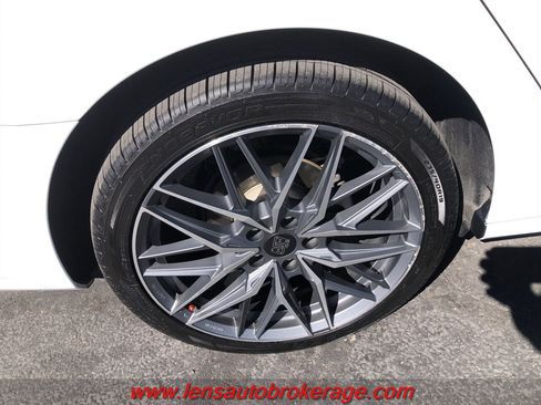 Used 2017 Volkswagen Passat 1.8T R-Line image 25