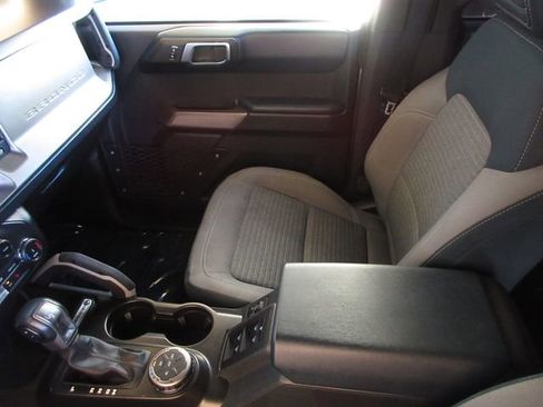 Certified 2022 Ford Bronco Outer Banks image 22
