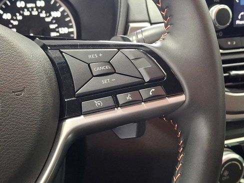 Used 2025 Nissan Altima 2.5 SR AWD/4WD image 21