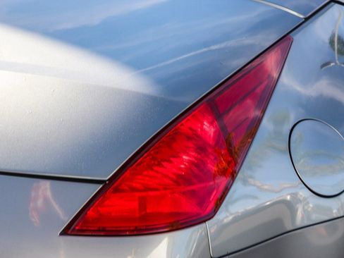 Used 2005 Nissan 350Z Grand Touring image 7