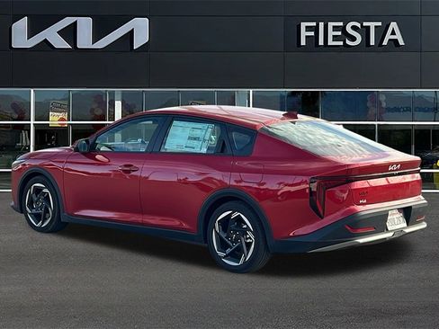Used 2025 Kia K4 EX image 2