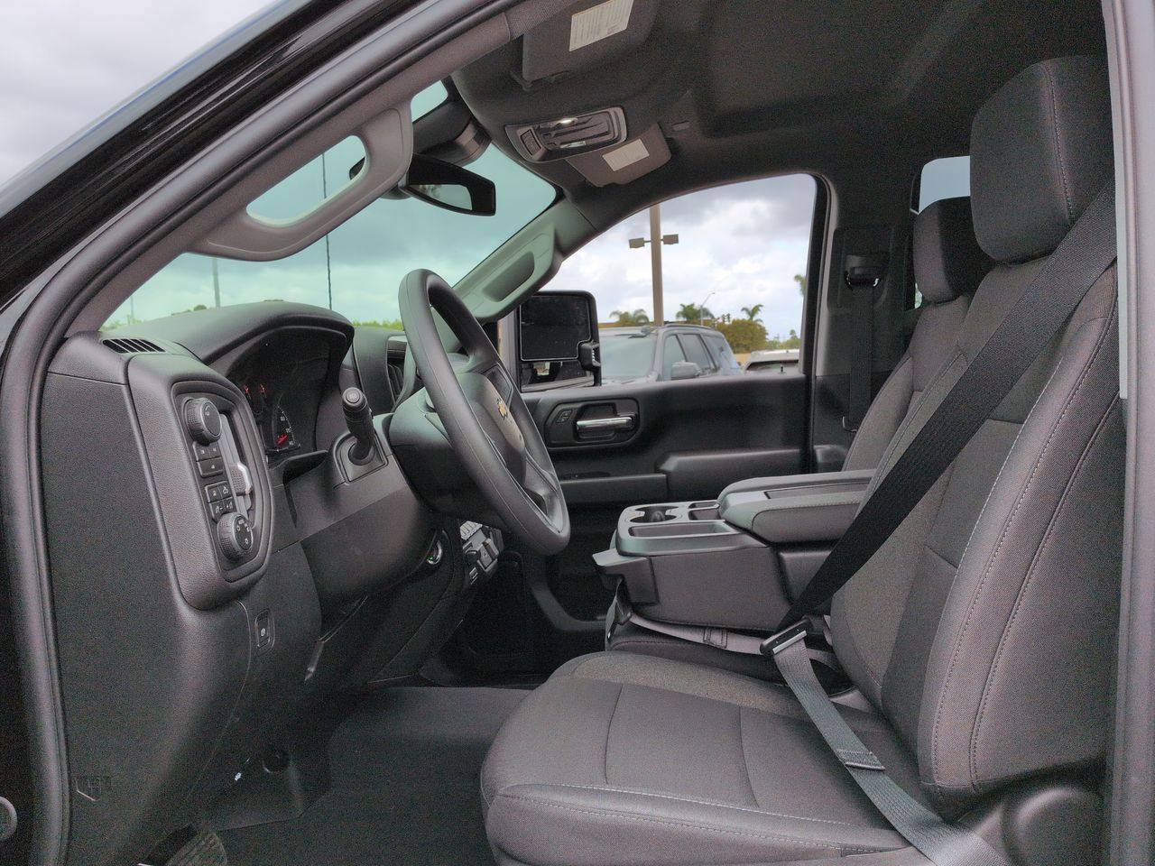 New 2026 Chevrolet Silverado 2500 Custom w/ Custom Value Package AWD/4WD image 20