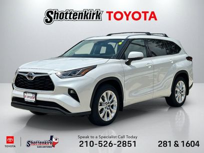 Used 2026 Toyota Highlander Limited