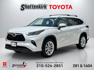 Used 2026 Toyota Highlander Limited AWD/4WD video 1