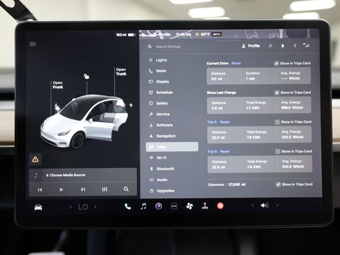 Used 2021 Tesla Model Y Performance image 58