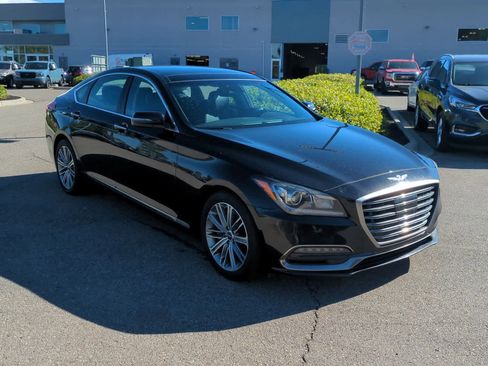 Used 2018 Genesis G80 3.8 w/ Option Group 02 image 2