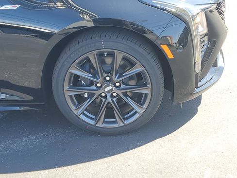 New 2026 Cadillac CT5 V w/ Technology Package AWD/4WD image 5