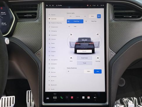 Used 2021 Tesla Model X Performance image 23