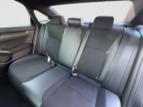 Used 2022 Honda Civic Sport image 15