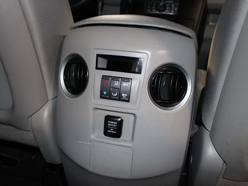 Used 2012 Honda Pilot LX image 28