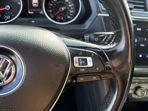 Used 2019 Volkswagen Tiguan SE image 15