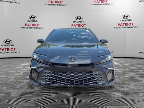 Used 2026 Toyota Camry SE w/ Convenience Package FWD image 8