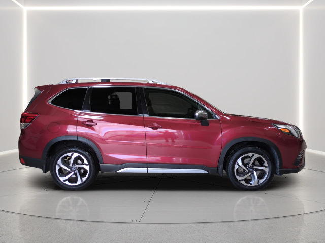 Certified 2023 Subaru Forester Touring AWD/4WD image 6