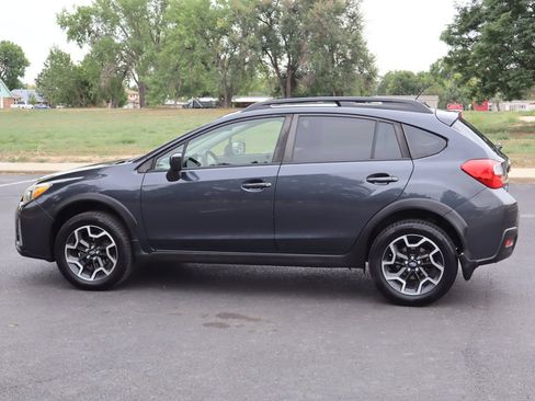Used 2017 Subaru Crosstrek 2.0i Premium AWD/4WD image 8