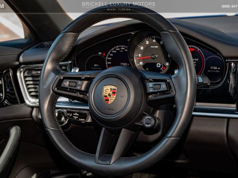 Used 2022 Porsche Panamera 4S image 26