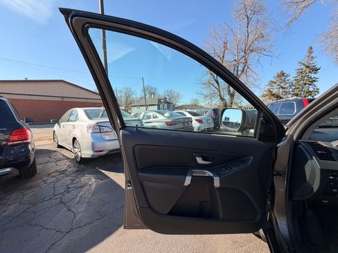 Used 2011 Volvo XC90 3.2 image 11