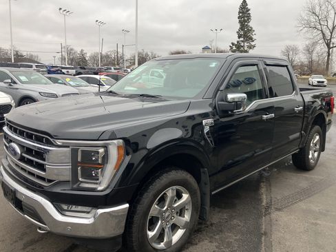 Certified 2022 Ford F150 Lariat w/ Equipment Group 502A High image 3