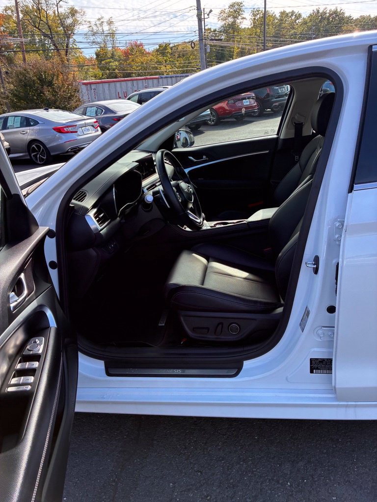 Used 2025 Genesis G70 2.5T AWD/4WD image 26