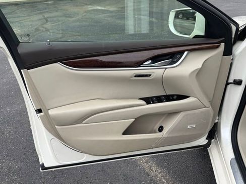 Used 2013 Cadillac XTS Luxury w/ Driver Awareness Package image 11