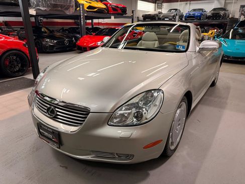 Used 2004 Lexus SC 430 Convertible RWD image 11