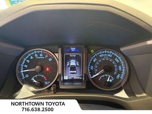 Used 2023 Toyota Tacoma TRD Sport w/ Advanced Technology Package image 8