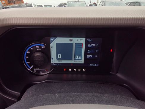 Used 2022 Ford Bronco Wildtrak image 14