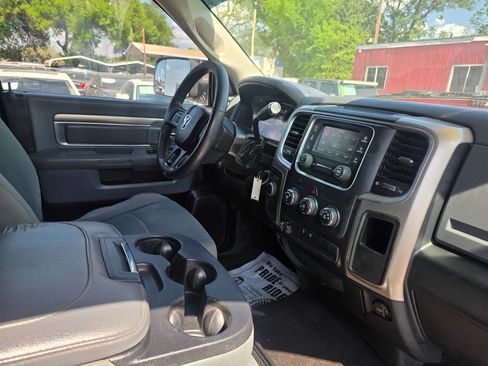 Used 2016 RAM 2500 SLT image 23