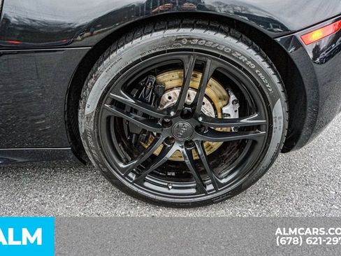 Used 2011 Audi R8 V10 image 19