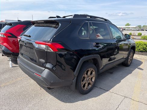 Used 2023 Toyota RAV4 AWD Hybrid image 7