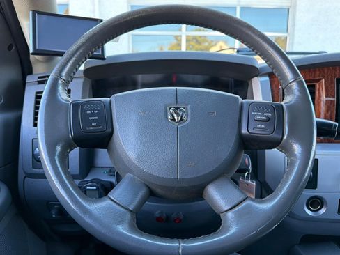 Used 2006 Dodge Ram 2500 Truck SLT image 20