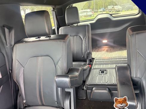 Used 2023 Ford Expedition Max Platinum RWD image 14