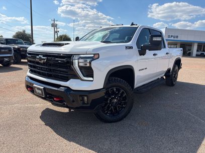 New 2026 Chevrolet Silverado 2500 LT w/ Trail Boss Package