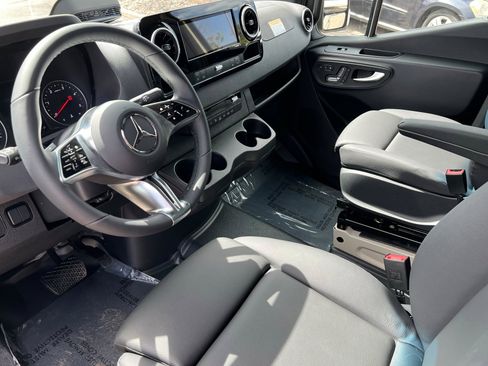 New 2025 Mercedes-Benz Sprinter 2500 image 15