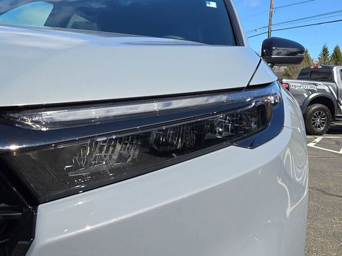 Used 2024 Honda CR-V Sport Touring image 10