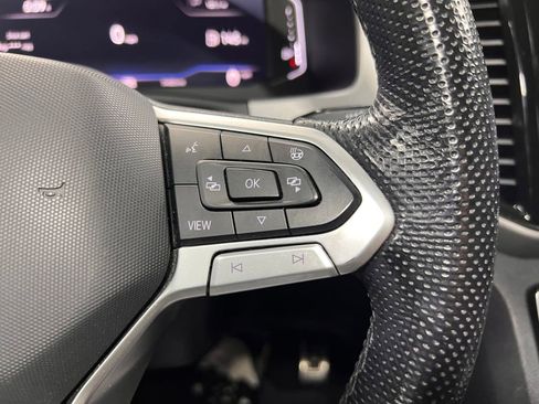 Used 2020 Volkswagen Atlas Cross Sport SEL R-Line image 11