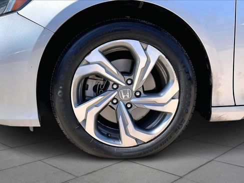 Used 2018 Honda Accord EX-L image 11