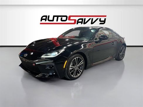 Used 2023 Toyota GR86 Premium w/ ALL Weather Mat Package (TMS) image 3