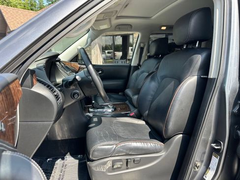 Used 2019 Nissan Armada Platinum w/ Captain's Chairs Package AWD/4WD image 18