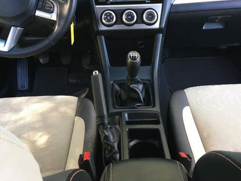 Used 2016 Subaru Crosstrek 2.0i Premium image 21