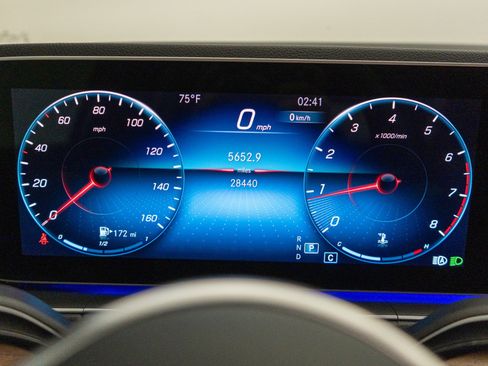 Used 2022 Mercedes-Benz GLE 350 4MATIC image 22
